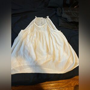 Elegant White Sleeveless Blouse